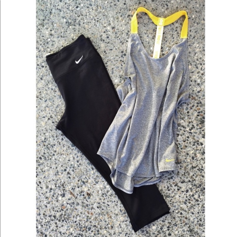 Nike Elastika Tank